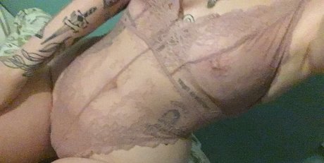 arianalgrande modèle pornographique image