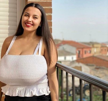 Anneris18 star du porno gratuite des photos