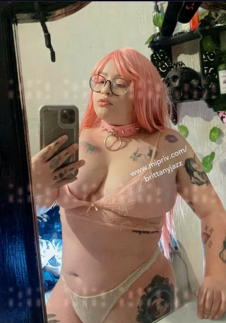 Brittany Jazz star du porno belle des photos