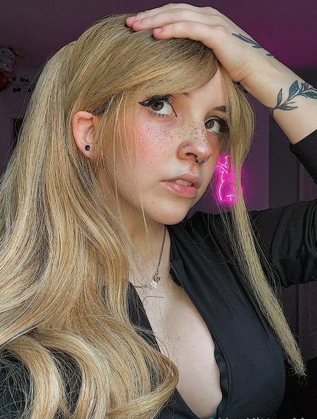 fans du visage uniquement chaud adulte archive