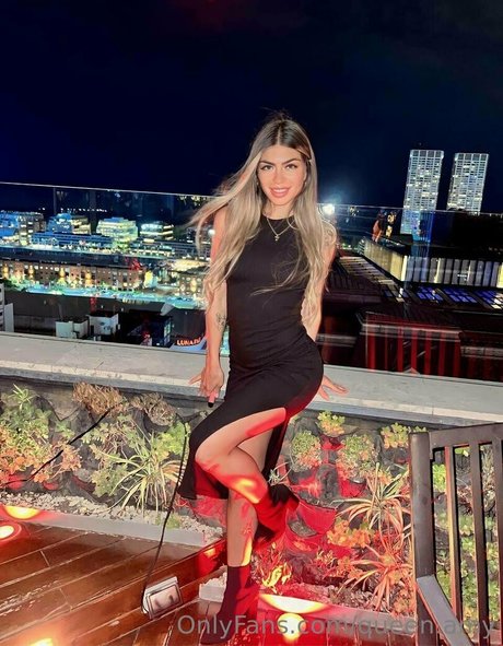 queen amy modèle joli img