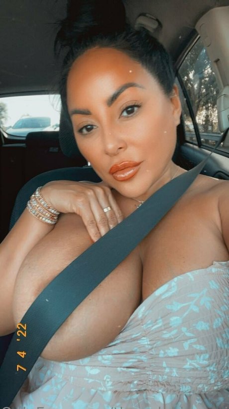 theonlykiaramiaxxx star du porno sexy archive