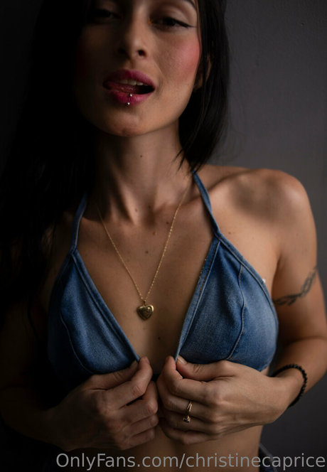 christinecaprice beau modèle galerie