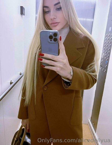 alicedollyua star du porno chaude galerie