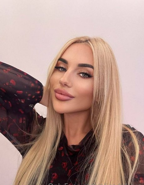 alicedollyua étoile xxx galeries