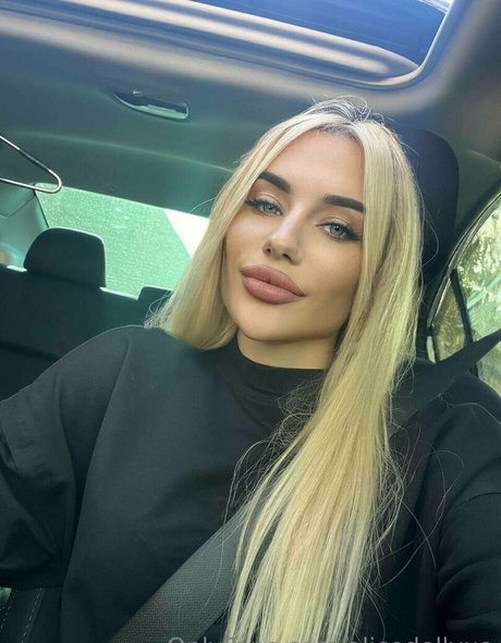 alicedollyua modèles nus img