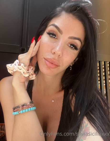 silviasiciliaxxx star du porno gratuit galerie