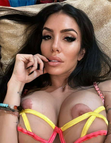 silviasiciliaxxx star du porno exclusive photos