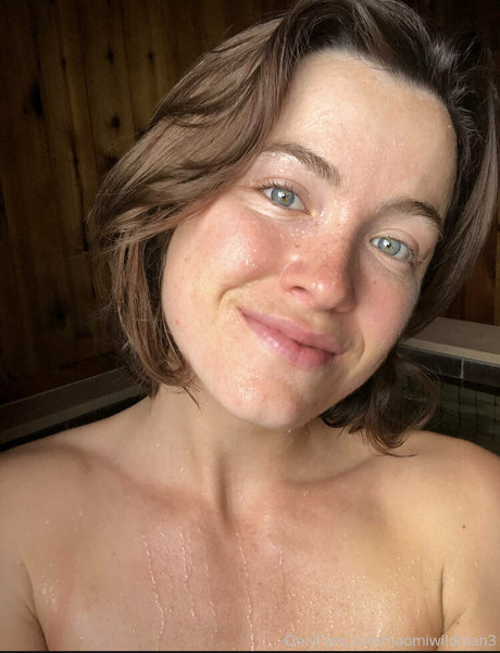 naomiwildman3 actrice exclusive des photos