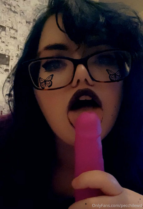 pecchilewd actrice exclusive image