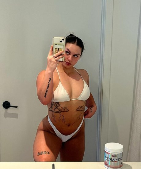 Allysinthegym star exclusive image