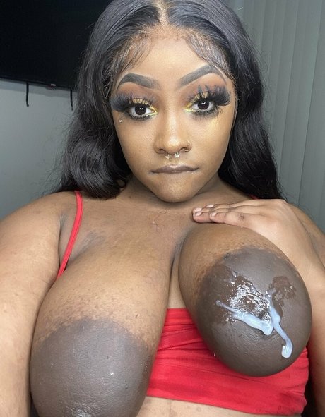 grosse chatte latine onlyfans exclusivité de haute qualité image