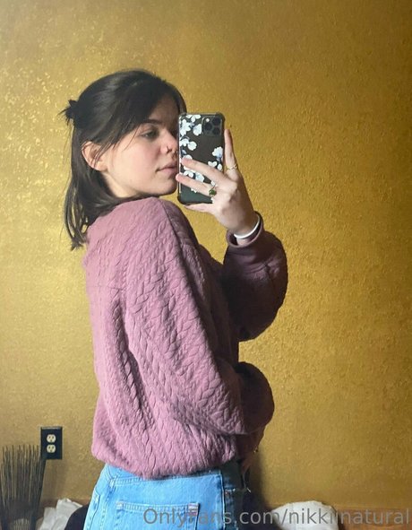 nikkiinatural modèle nu archive