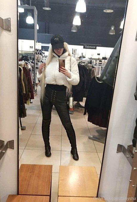 hottanuysha sexe star galerie