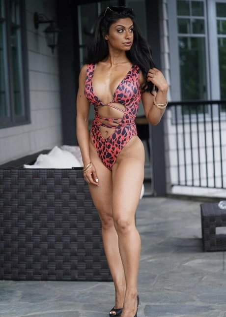 Skinnyroti étoile magnifique galeries