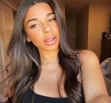 chaton courbé onlyfans sexe exclusif images