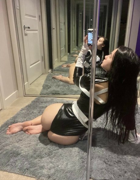 Sofiaspams étoile nue galerie