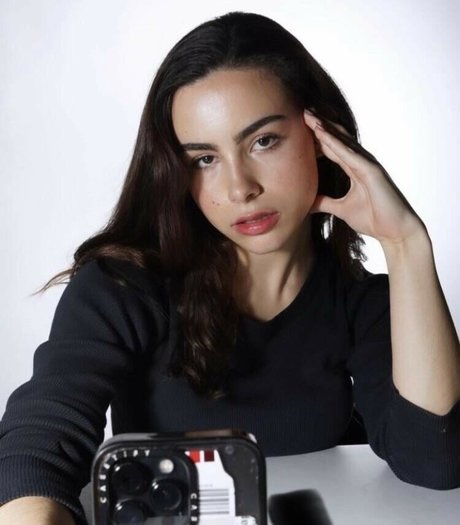 Sofiaspams actrice exclusive photo