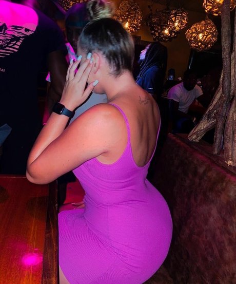 creampie transexuelle uniquementfans pornographique xxx img