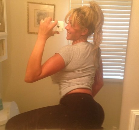 jessiemonaco modèle sexy galerie