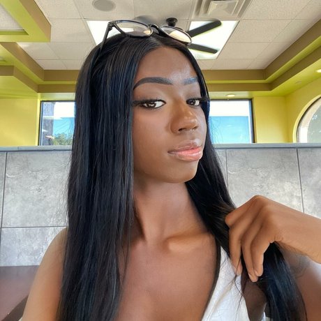 Luhmulaa star pornographique galeries