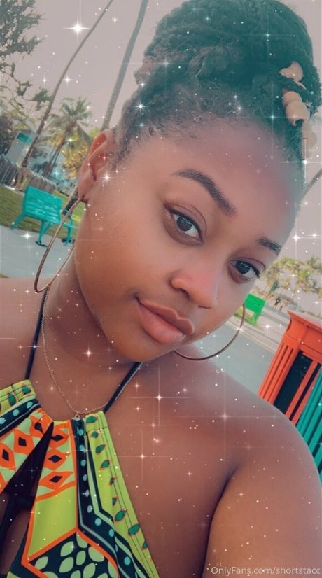 shortstacc jolie étoile img