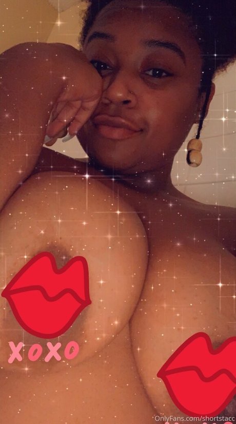 shortstacc modèle sexy photos