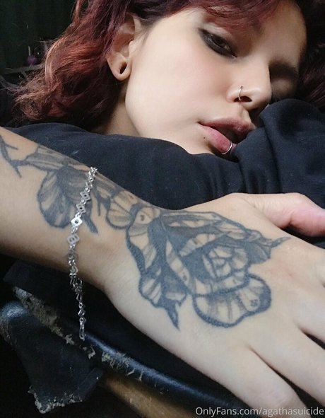 blvckchxrry art modèle collection