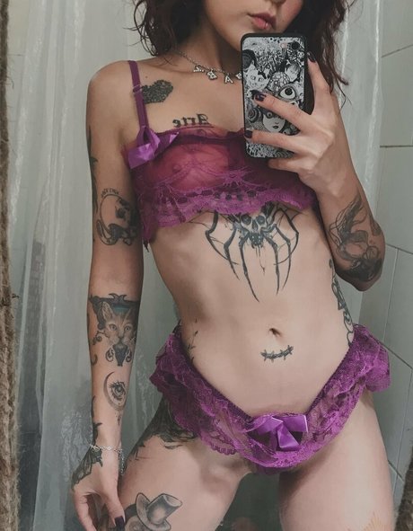 blvckchxrry star du porno de haute qualité galeries