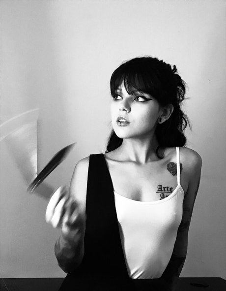 blvckchxrry étoile sexy photo