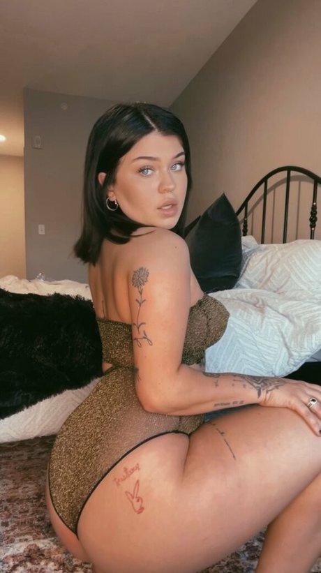 Sagexoxx actrice de nus image