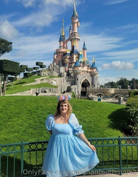 pregnantgothmama modèle parfait galeries