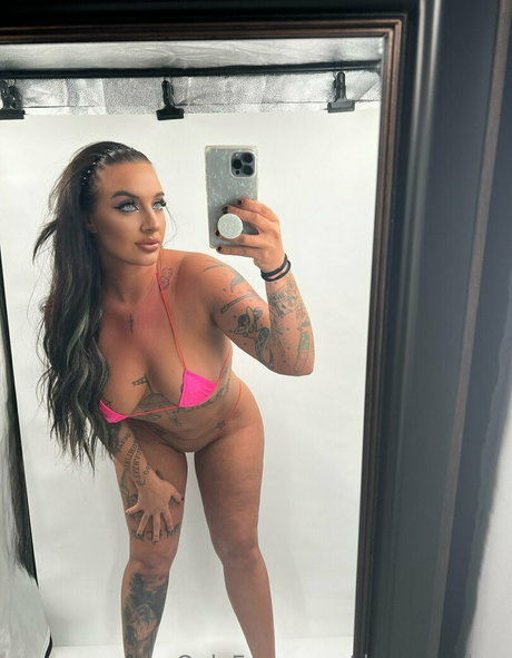 Demoncakes modèle parfait photos