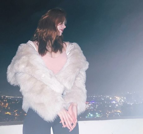 Aysennyuksel modèle gratuit galeries