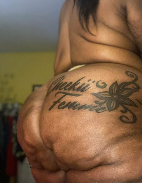 fanatique de hotwife infidèle sexe nu img