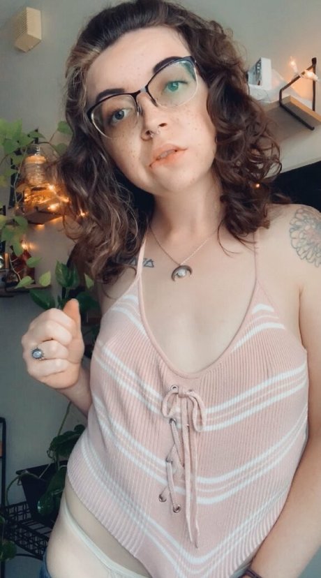 sidhee actrice nue photos