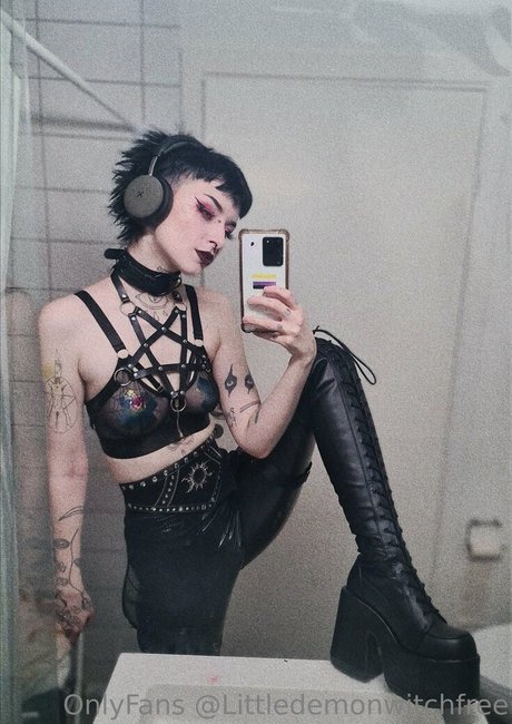 littledemonwitchfree actrice parfaite collection