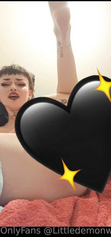 littledemonwitchfree actrice adulte galeries