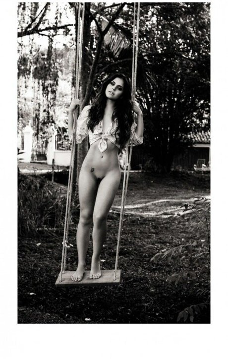 Jessika Alves modèle adulte image