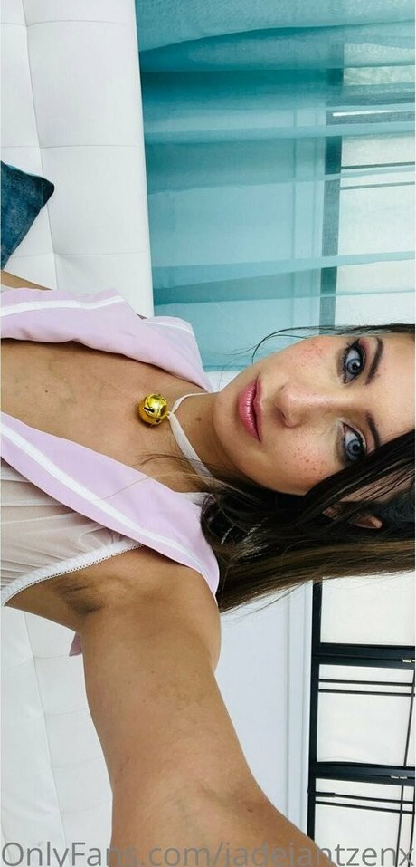 jadejantzenxo modèles nus galeries