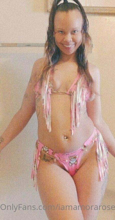 iamamorarose étoile sexy galeries