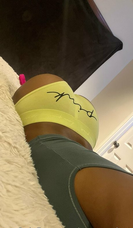 cravveedyss modèle xxx images