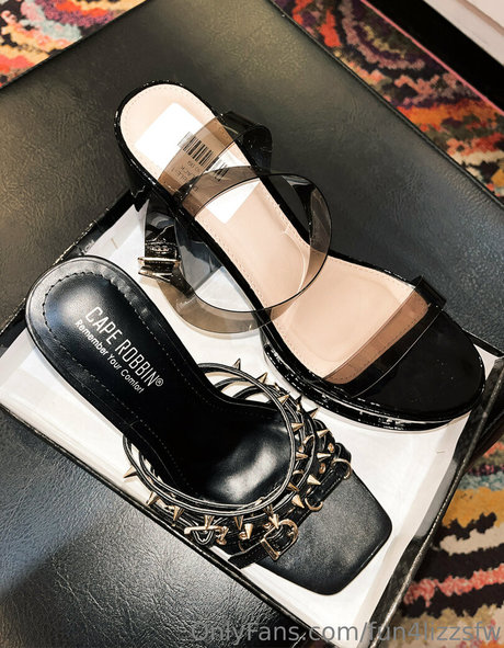 fun4lizzsfw modèle parfait galeries