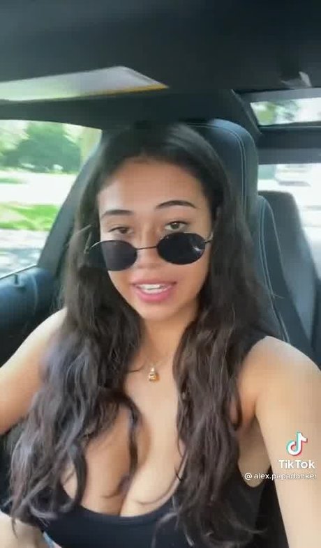 alex papadonker actrice de grande qualité images