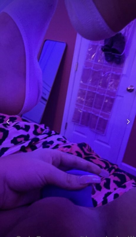 tslexigray star exclusive img