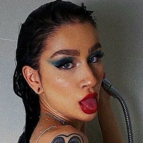 Agata Dziarma belle étoile images