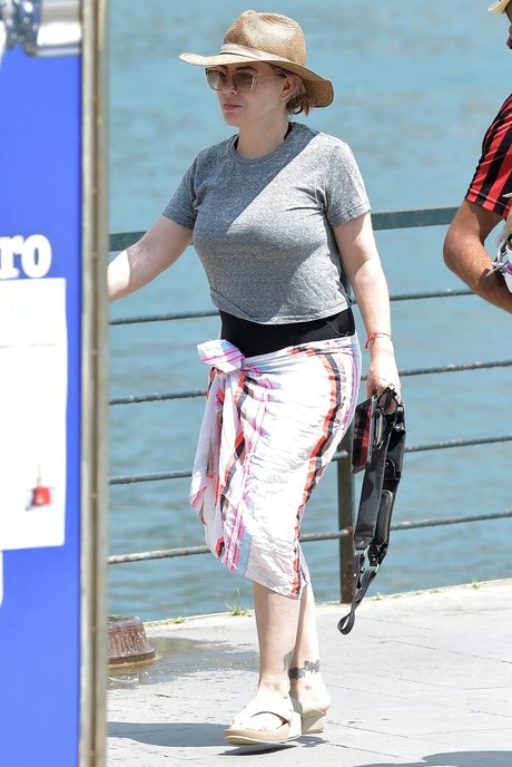 Alyssa Milano star érotique archive