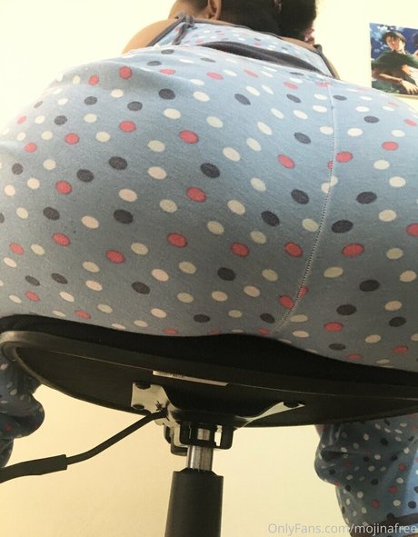 mamelons gonflés onlyfans joli sexe photos