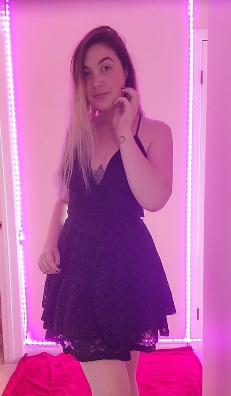 mara elysse modèle hd des photos