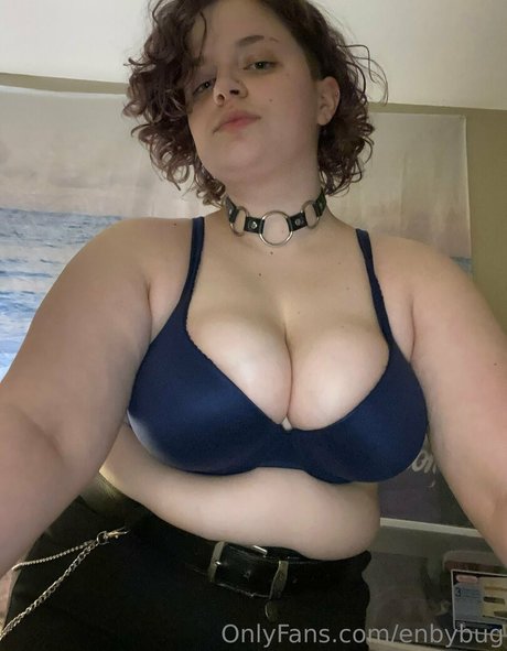 enbybug star du porno gratuite galerie